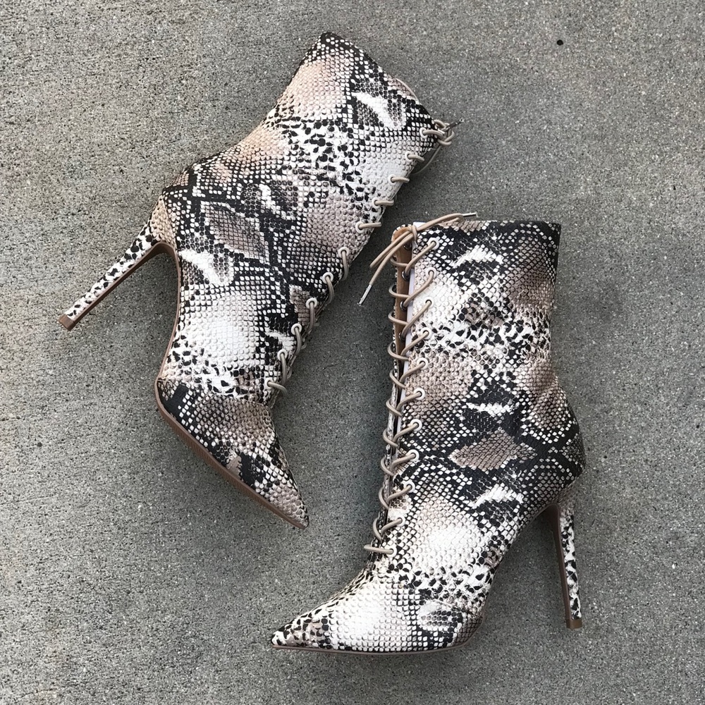 “Sasha” Lace-up Snake Bootie - Picture 2 of 5